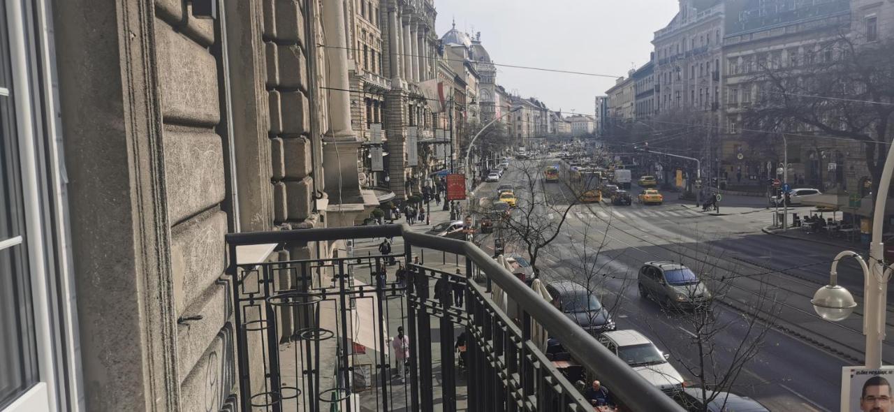 Tempo * Budapešť